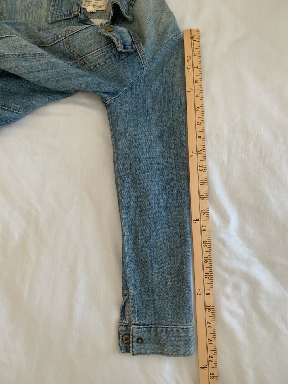 Current/Elliott The Mechanic Denim Jacket Blue Super Loved Wash EUC Size 0 - Picture 6 of 9